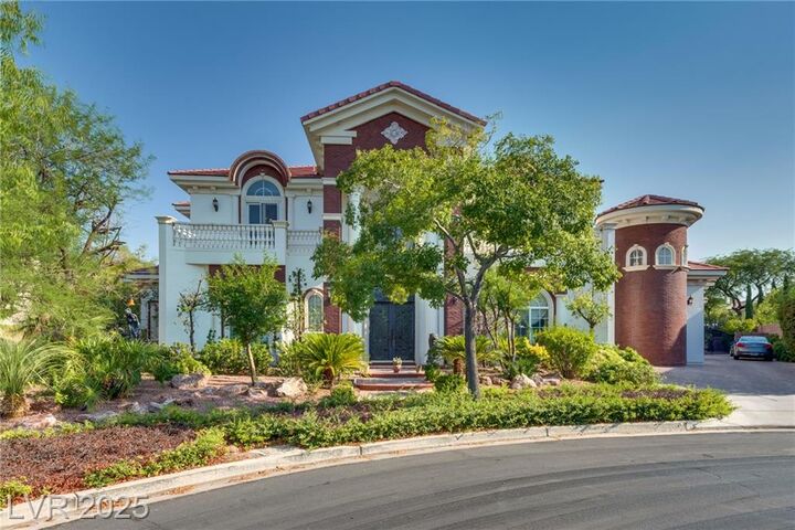 Property Photo:  404 Saint Andrews Court  NV 89144 