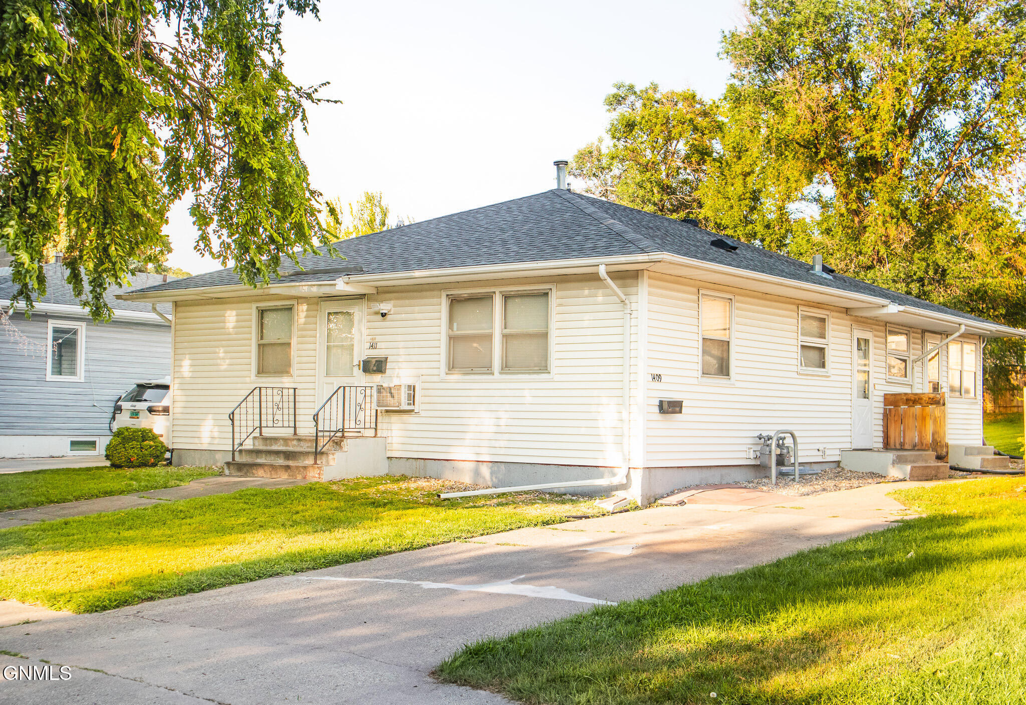 1409 13th Street  Bismarck ND 58501 photo