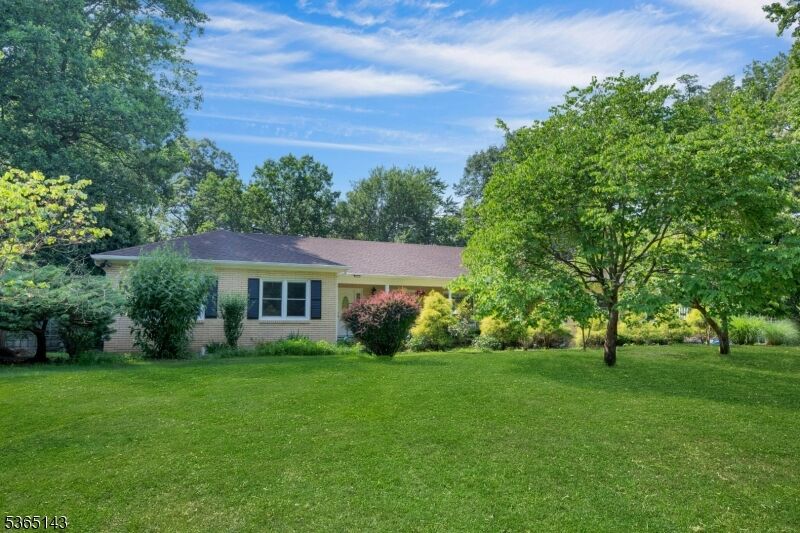 Property Photo: 7 Short Hills Ln NJ 07076