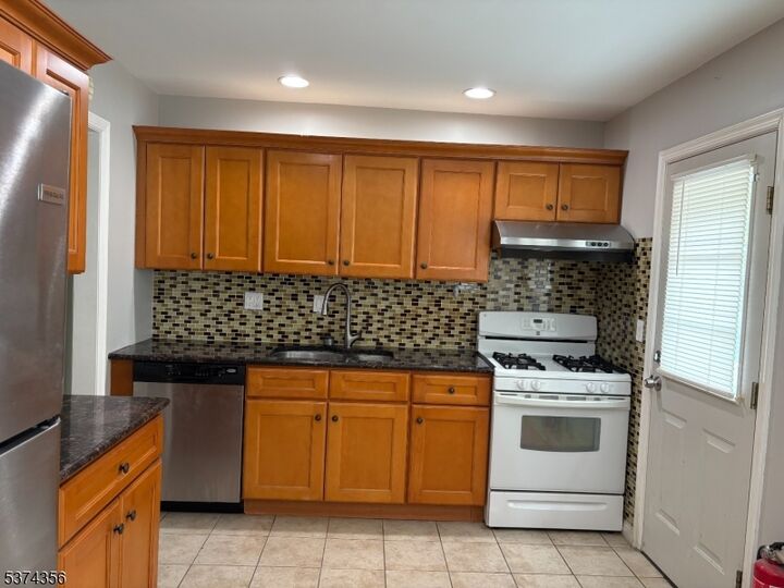 Property Photo:  44 Fellswood Dr  NJ 07039 