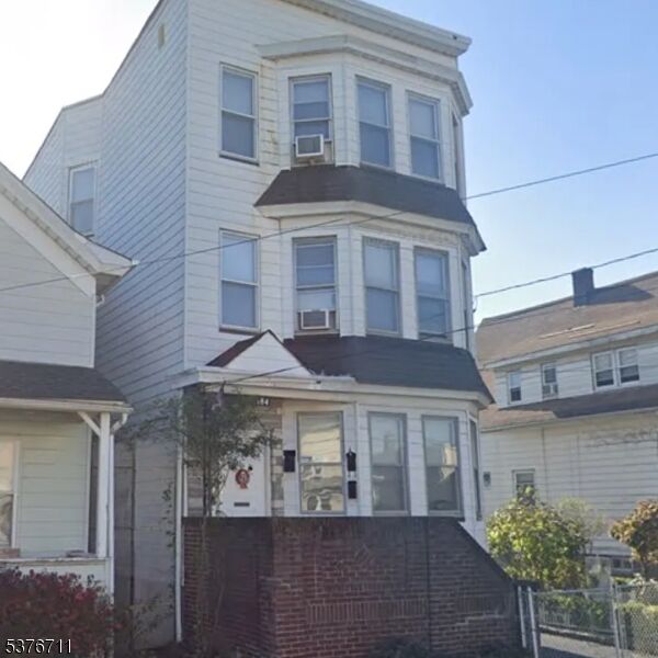 Property Photo:  182 Knickerbocker Ave 2  NJ 07503 