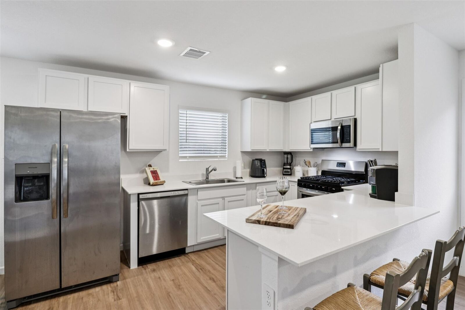 Property Photo: 2724 Cadiz Bay Drive TX 77301