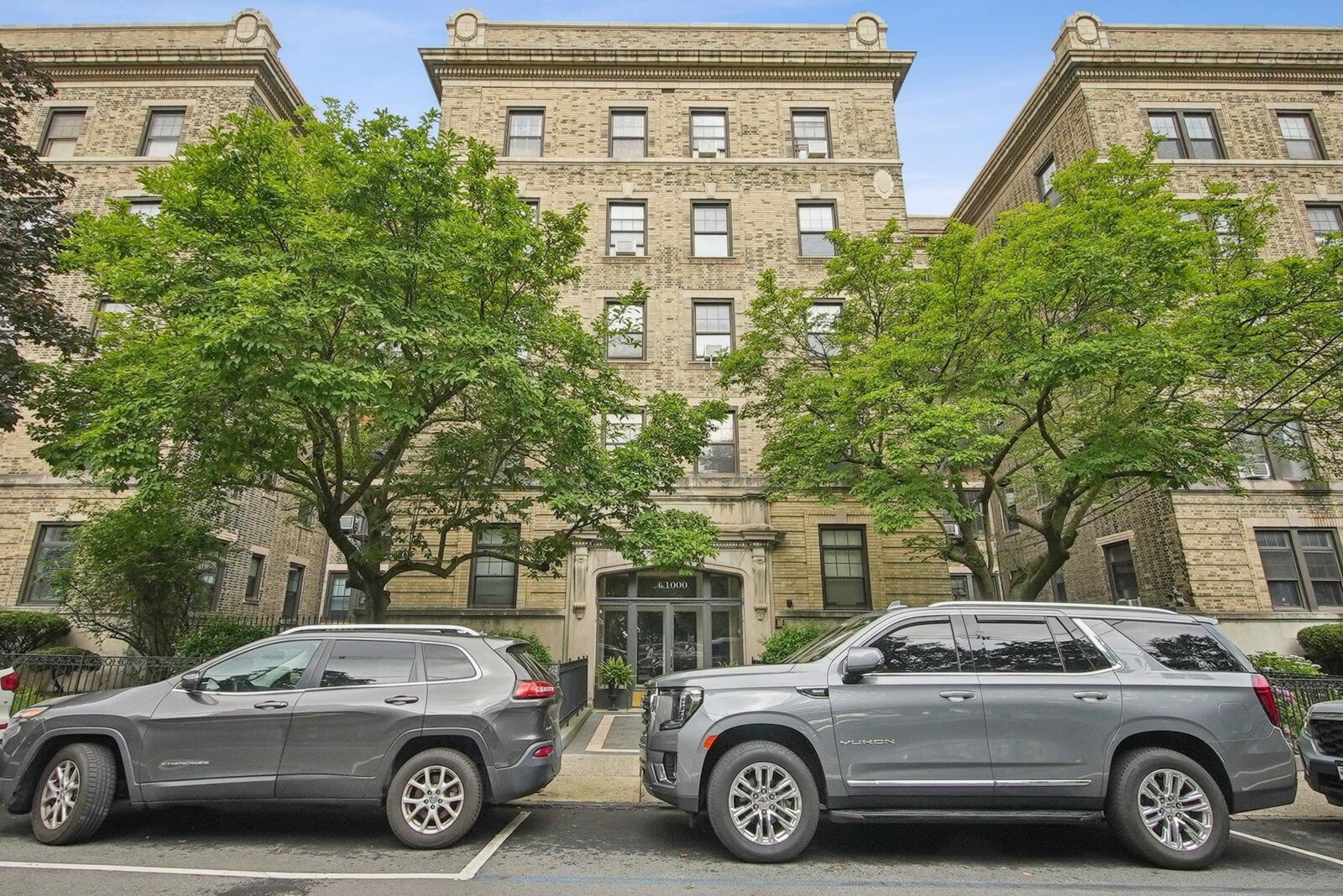 Property Photo: 1000 Hudson St 209 NJ 07030