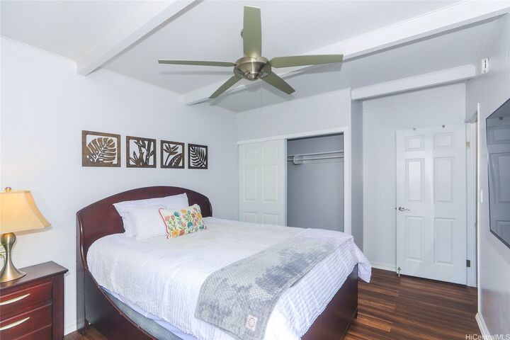 Property Photo:  94-559 Makohilani Street 1071  HI 96789 