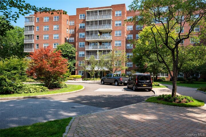 Property Photo: 230 Garth Road 5B1 NY 10583