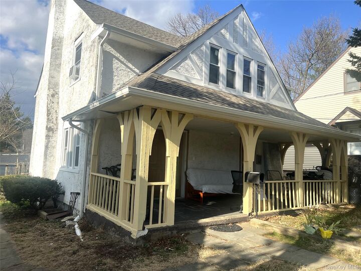 Property Photo: 5 Crest Place NY 10523
