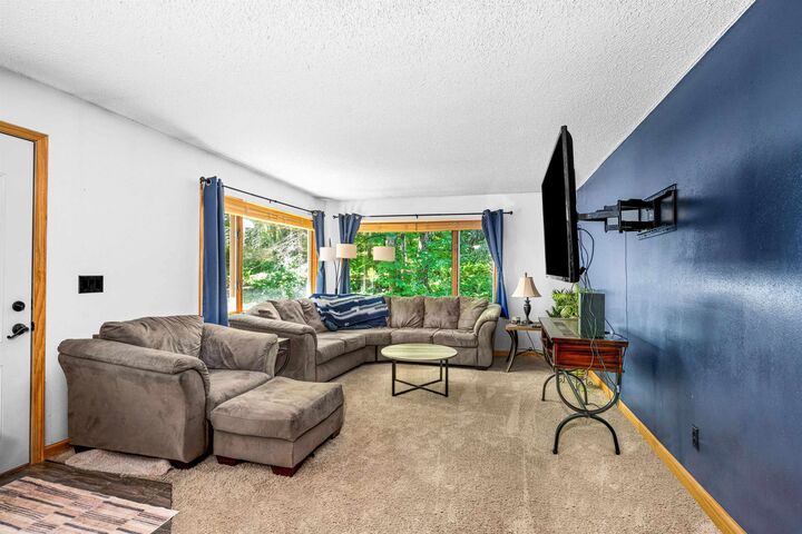 Property Photo: 5481 E Maple Hill Rd MN 55810