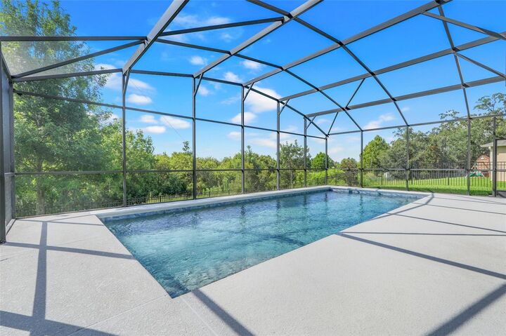 Property Photo:  13857 Jomatt Loop  FL 34787 