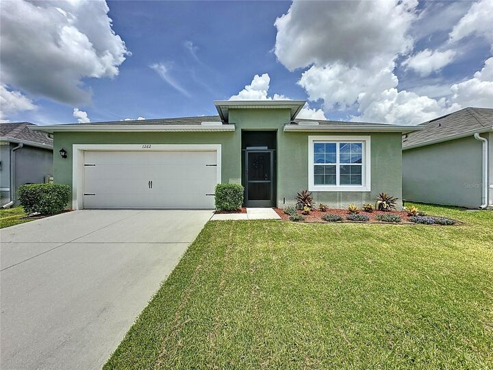 Property Photo: 1262 Iguana Loop FL 33897