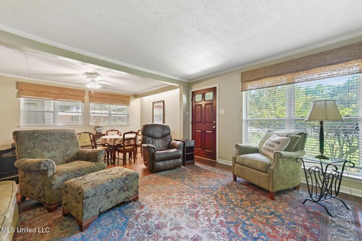 Property Photo:  1912 Woodmont Street  MS 39567 