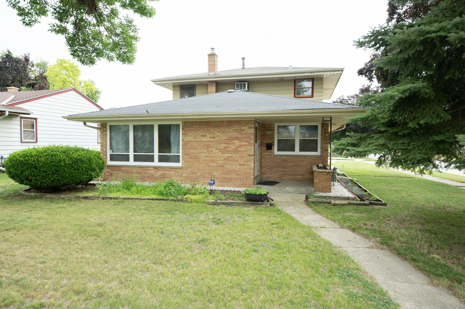 Property Photo:  8965 W Grantosa Dr  WI 53225 