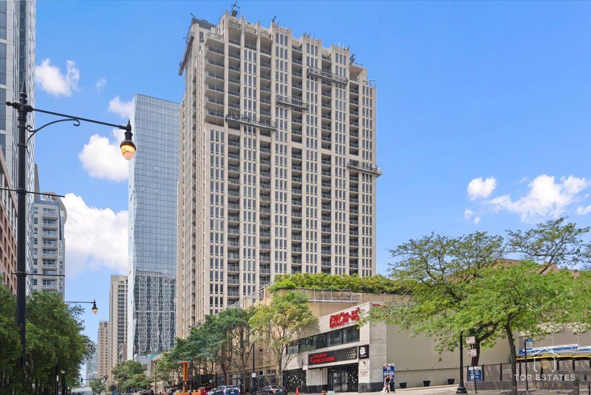 Property Photo: 1250 S Michigan Avenue 1607 IL 60605