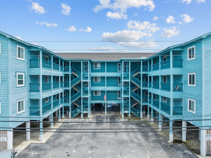 Property Photo: 1404 Canal Drive Apt 17 NC 28428