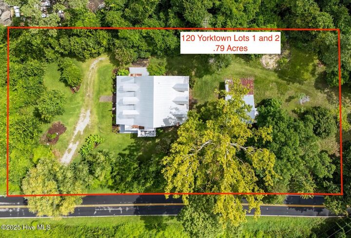 Property Photo: 120 Yorktown Drive NC 28401