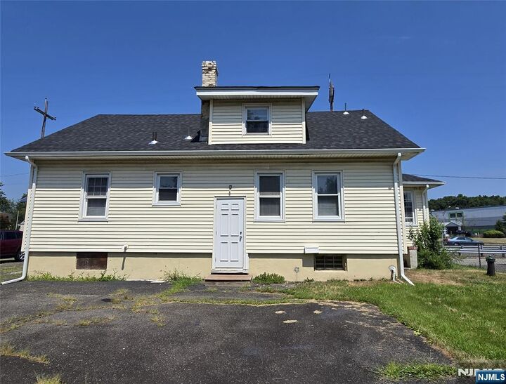 Property Photo:  584-588 US Highway 46  NJ 07004 