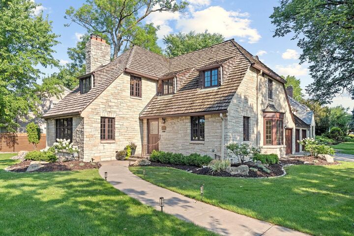 4100 Sunset Boulevard  Saint Louis Park MN 55416 photo