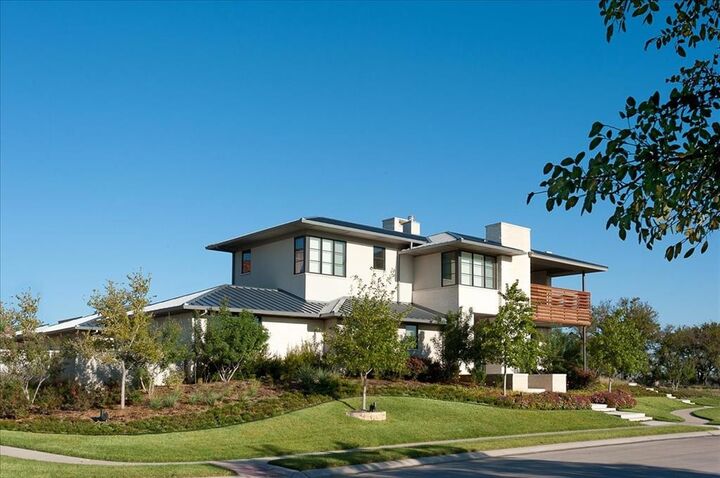 Property Photo: 3708 Riverhills View Drive TX 76109
