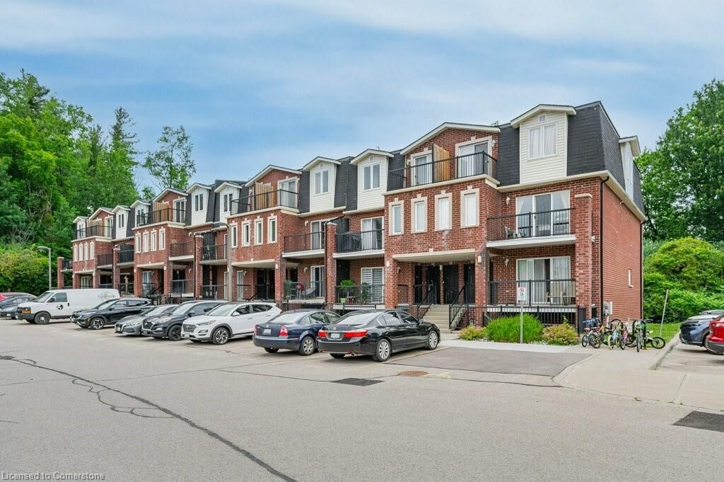Property Photo: 45 Cedarhill Crescent 14A ON N2E 0A2
