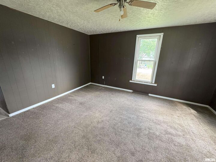 Property Photo:  145 E Prairie Street  IL 62801 