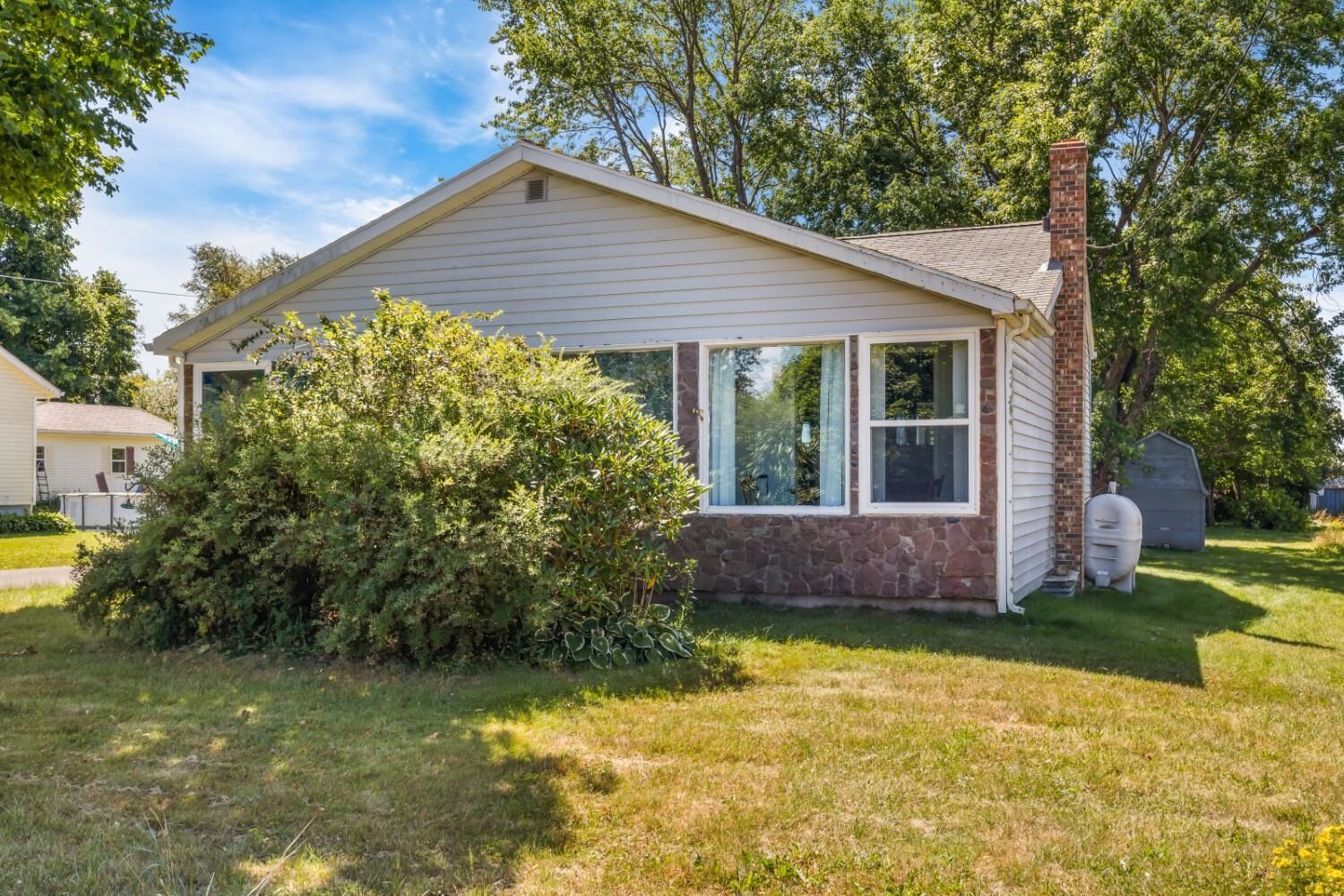Property Photo: 27 Wilfred Street PE C0B 1T0