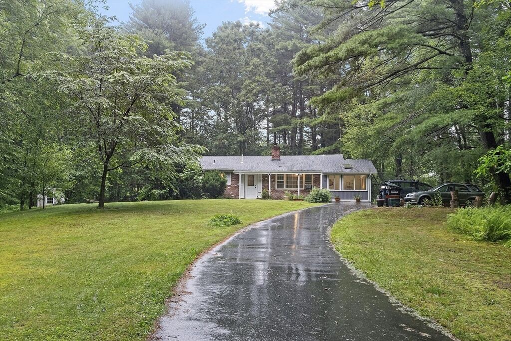 Property Photo: 55 Linden St MA 01505