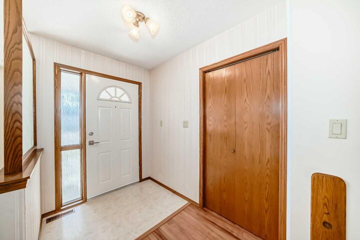 Property Photo: 26 Westheights Crescent AB T0M 0W0