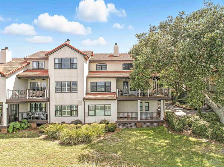 80 Baybridge Dr B  Gulf Breeze FL 32561 photo