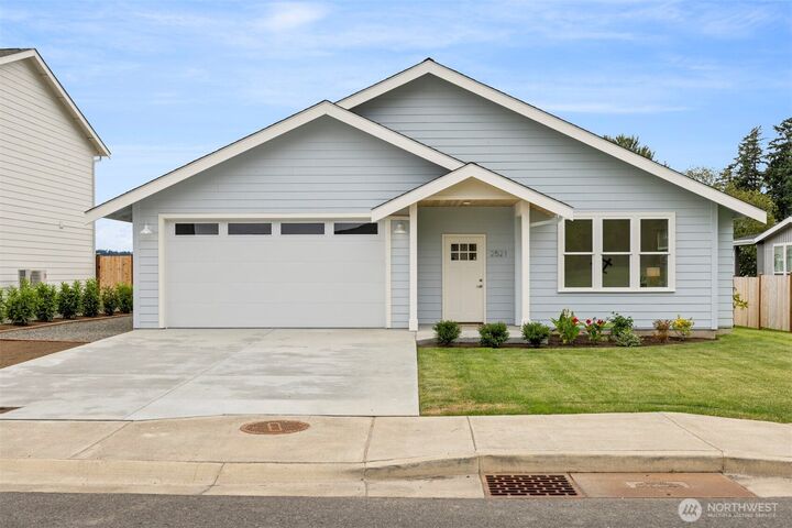 2521  Dodd Avenue  Blaine WA 98230 photo