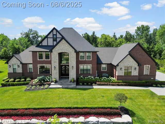 Property Photo: 47545 Casa Loma Court MI 48167