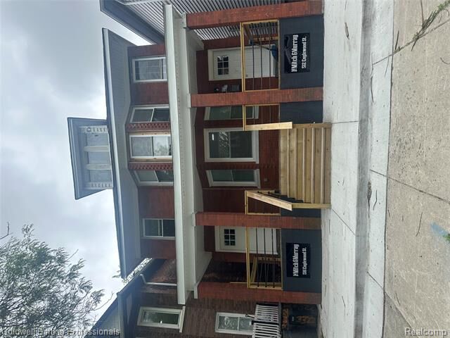 Property Photo: 516 Englewood Street MI 48202