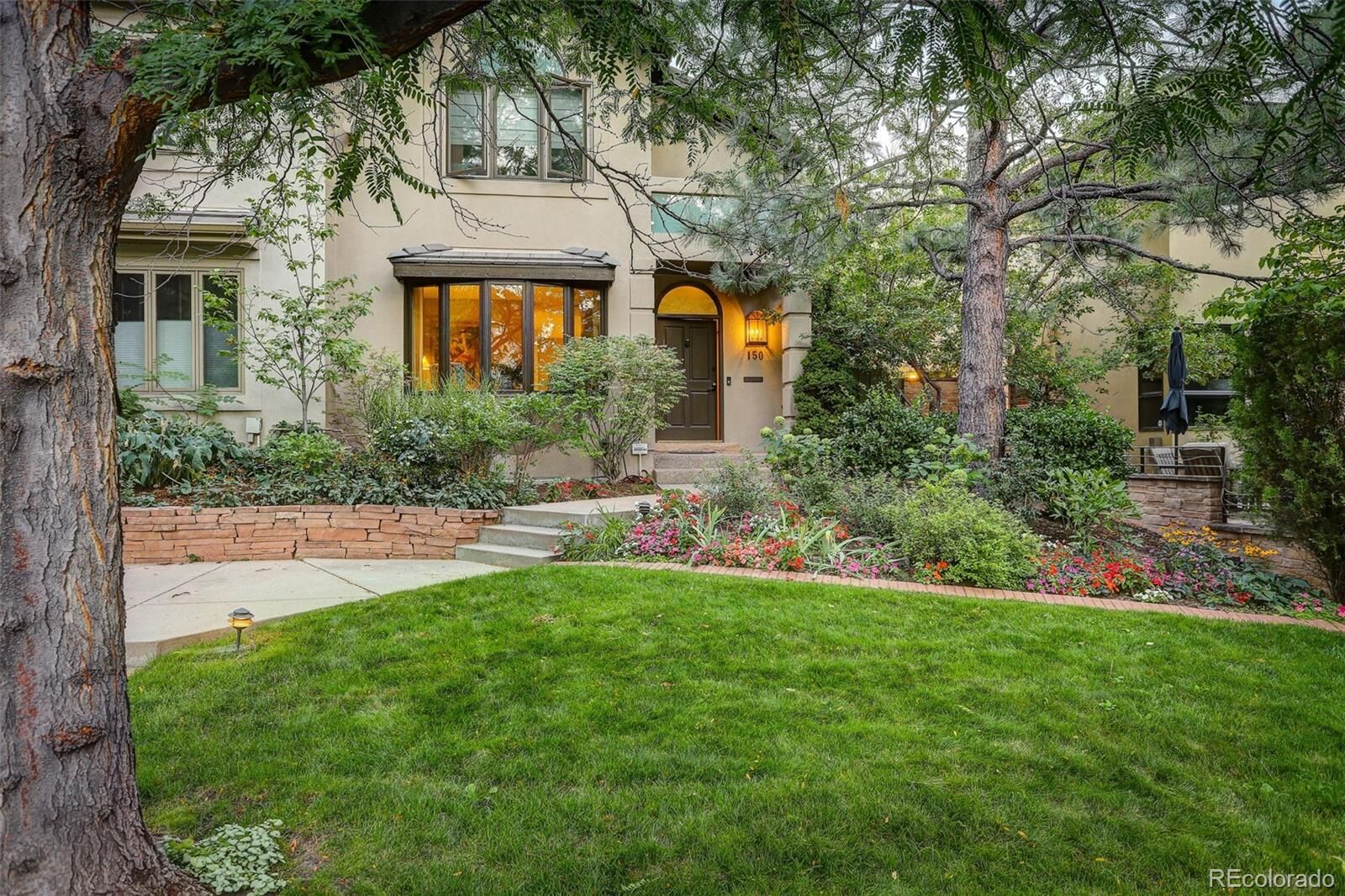Property Photo:  150 Monroe Street  CO 80206 