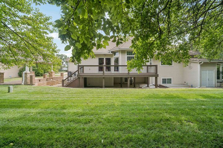 Property Photo: 1749 S Butternut St KS 67230