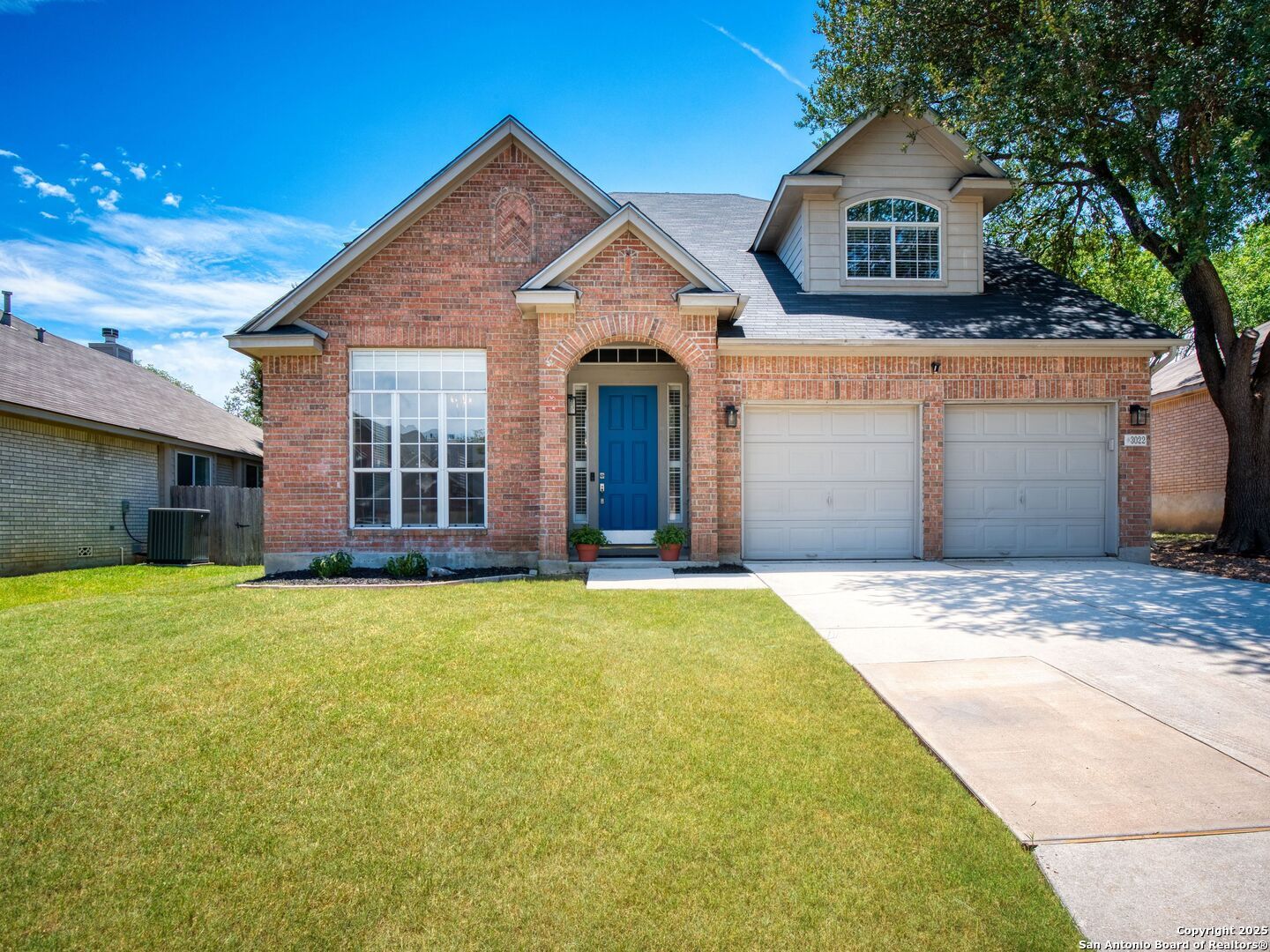 Property Photo: 3022 Fall Way Dr TX 78247