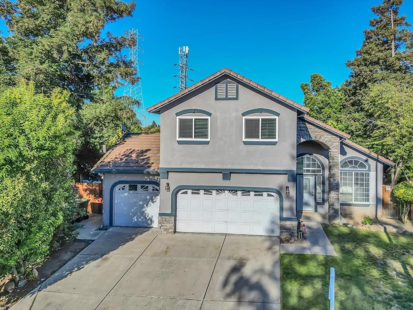 Property Photo: 3706 Leilani Lane CA 95206