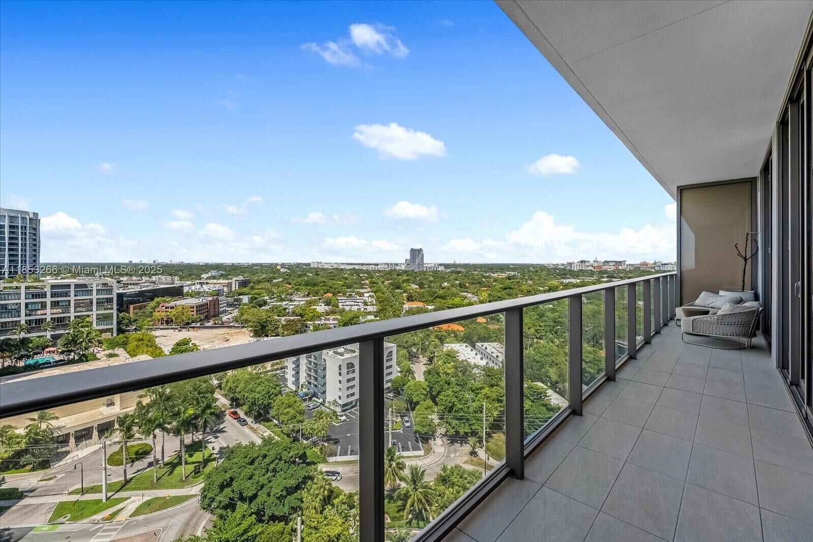Property Photo:  2678 Tigertail Ave 1503  FL 33133 