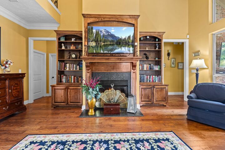 Property Photo: 5330 Manion Way TX 77657