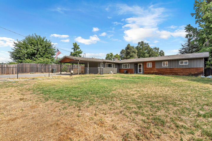 6849 W Waverly Avenue  Redding CA 96001 photo