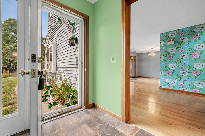Property Photo:  176 Dusky Lane 176  CT 06078 