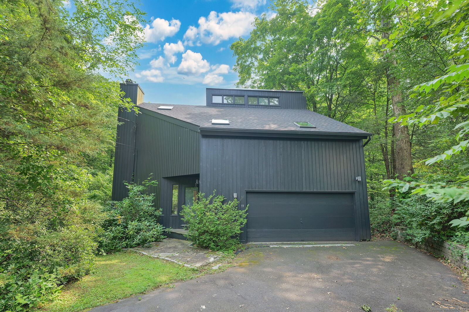 Property Photo:  59 Lovelace Drive  CT 06117 