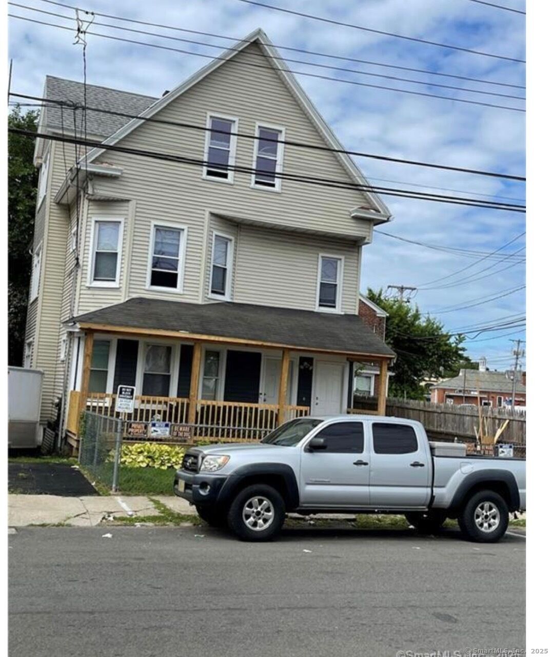 Property Photo:  273 Parrott Avenue  CT 06606