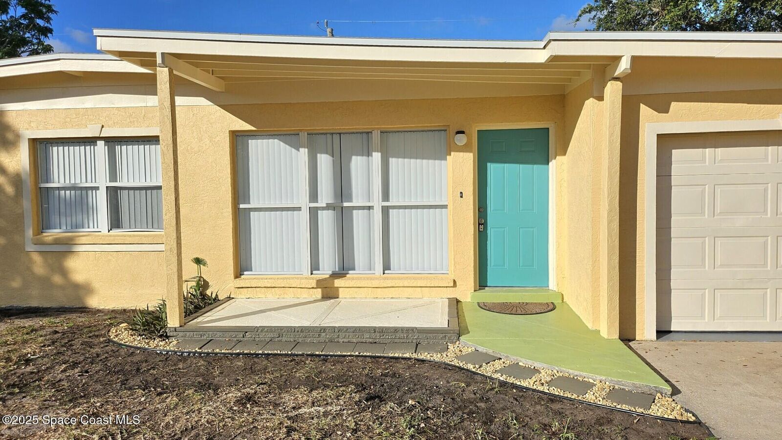 Property Photo:  402 Edinburgh Drive  FL 32922 