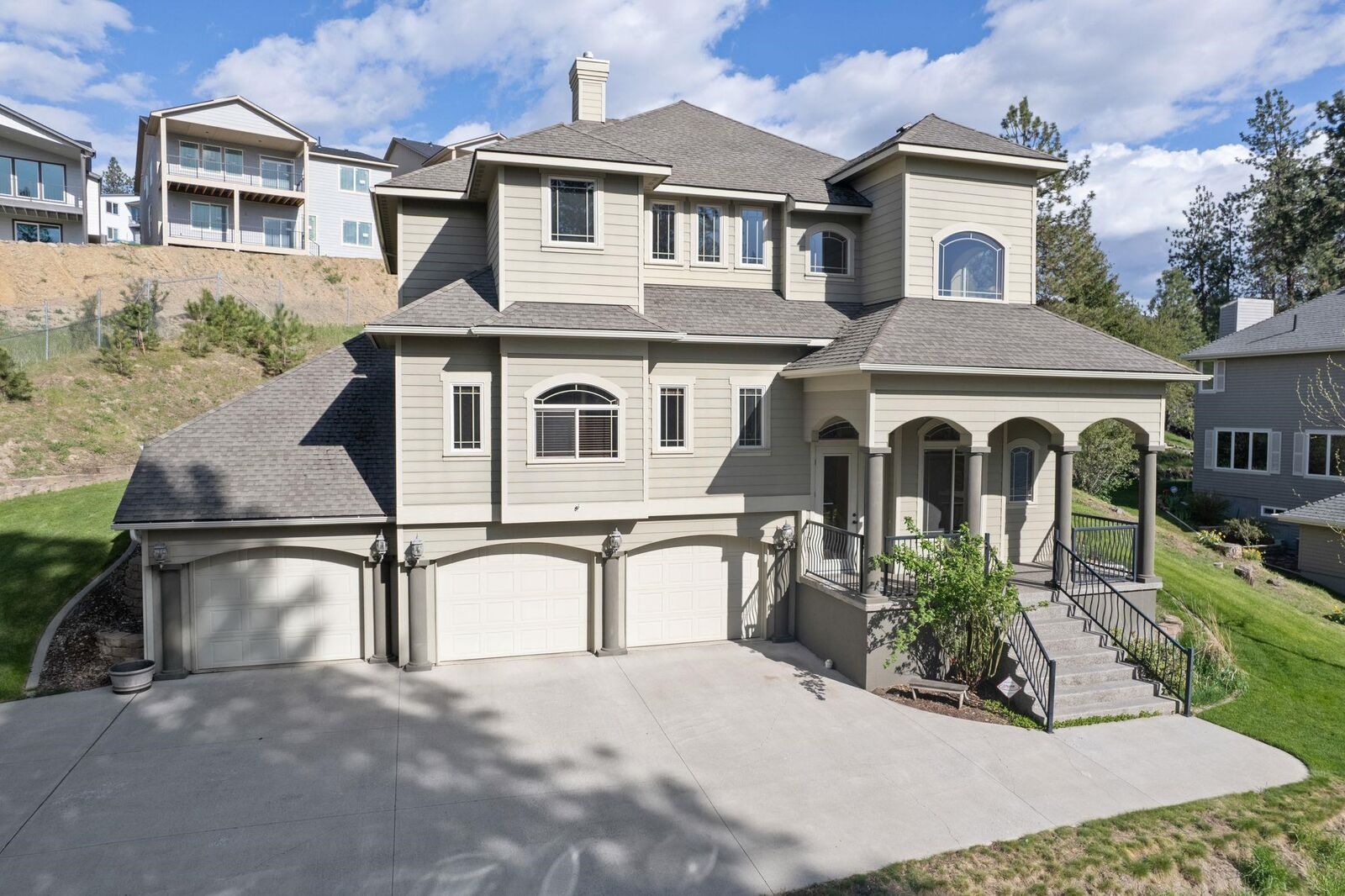 Property Photo: 9916 N Wieber Dr WA 99208