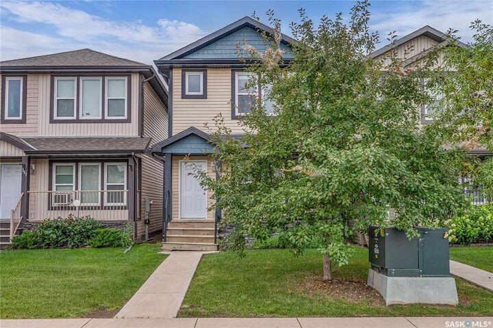 Property Photo:  315 Hampton Circle 109  SK S7R 0J7 