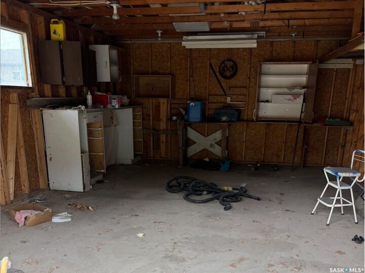 Property Photo: 204 Drysdale Street SK S0G 4H0