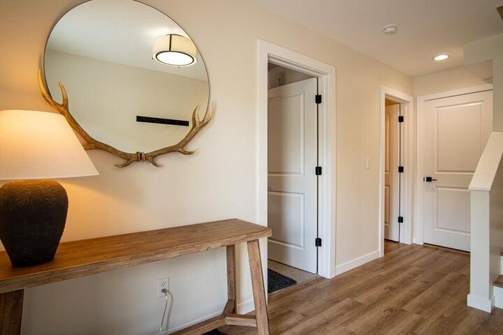 Property Photo: 410 N River St 4 ID 83333