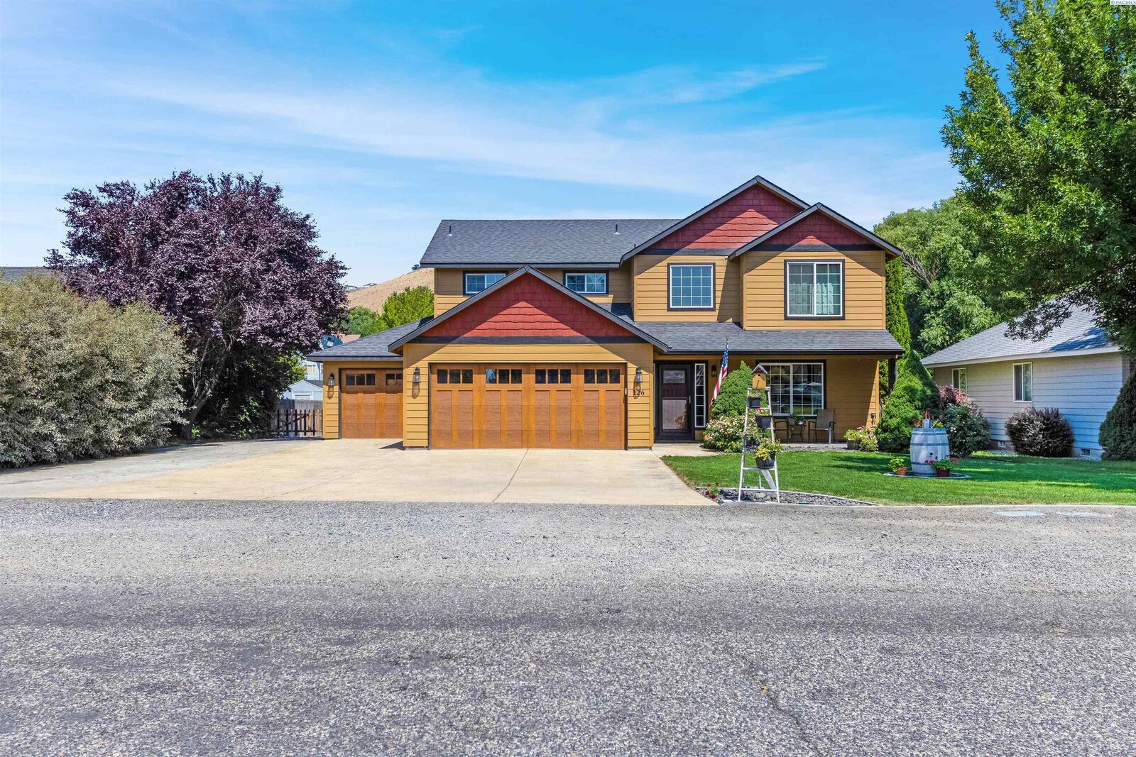 Property Photo:  126 Lesa Marie Lane  WA 99338 