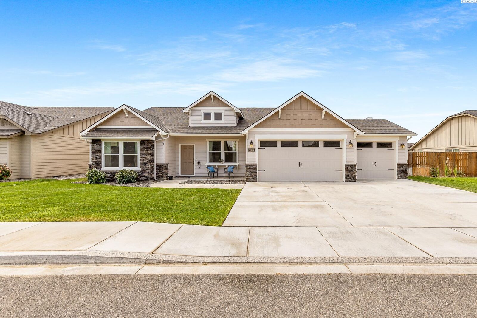 Property Photo: 5810 Wallowa Lane WA 99301