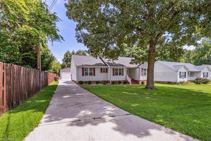 Property Photo:  3018 Karlingdale Drive  NC 27455 