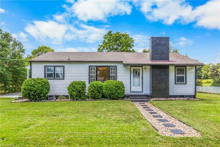 Property Photo: 124 Dillon Street NC 27107