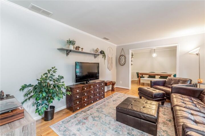 Property Photo:  2 Montrose Court  NC 27410 